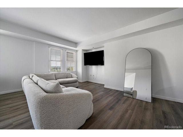 300 W 11th Ave 6E, Denver, CO 80204