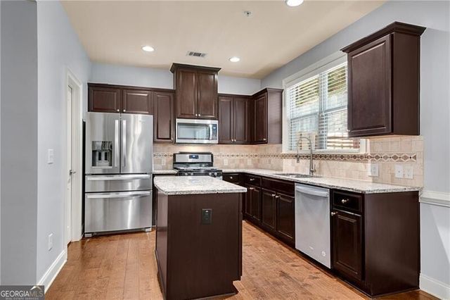 2242 Knoxhill View SE, Smyrna, GA 30082