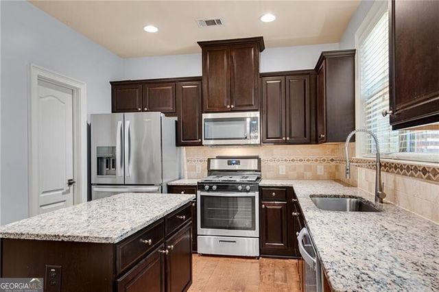 2242 Knoxhill View SE, Smyrna, GA 30082