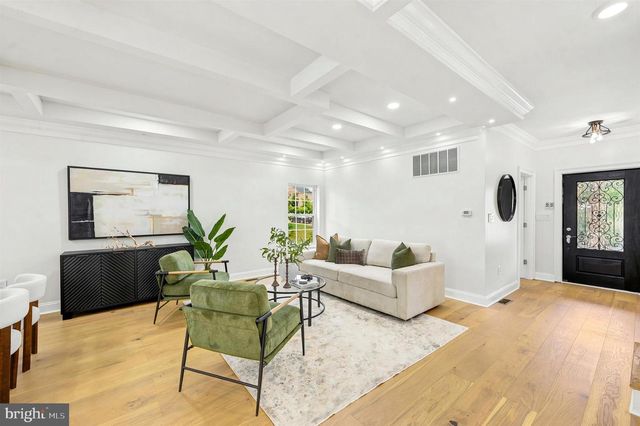 614 WALLINGFORD AVE, Media, PA 19063