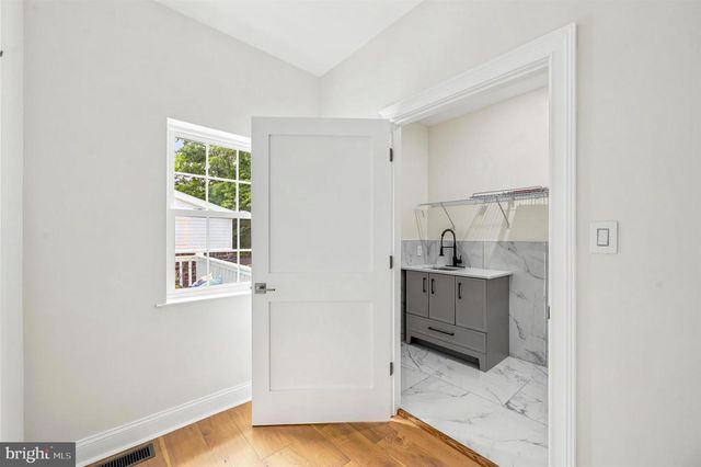 614 WALLINGFORD AVE, Media, PA 19063