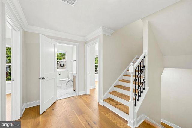 614 WALLINGFORD AVE, Media, PA 19063