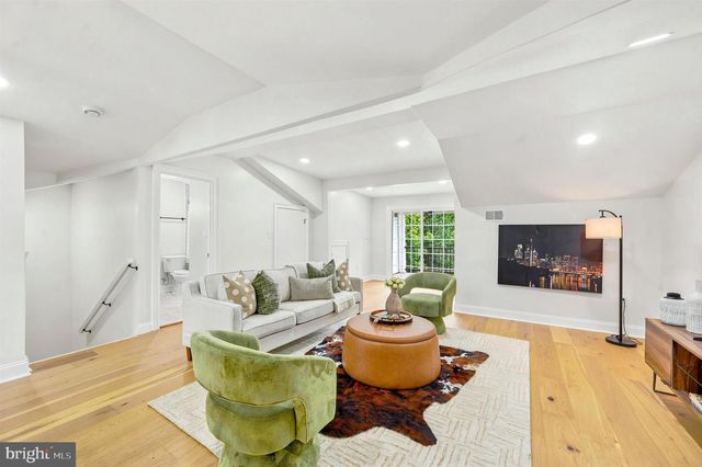 614 WALLINGFORD AVE, Media, PA 19063
