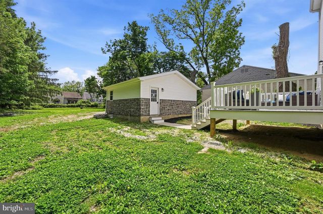 614 WALLINGFORD AVE, Media, PA 19063