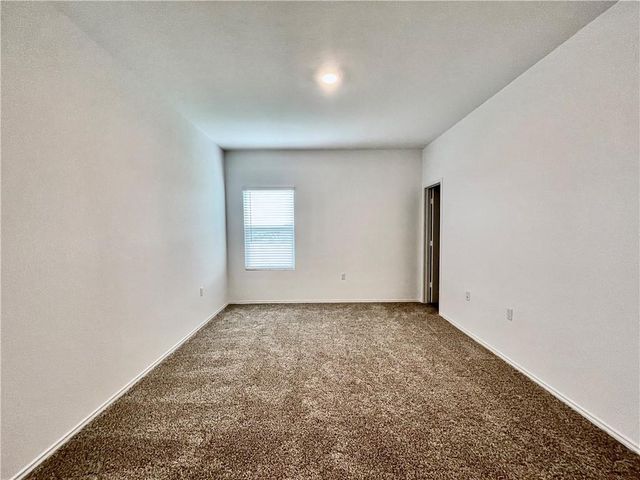 2621 Entrada Tranquila WAY, Pflugerville, TX 78660