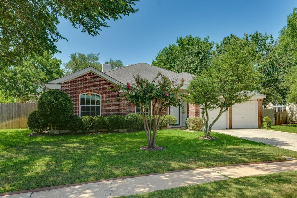 6611 Carisbrooke LN, Austin, TX 78754