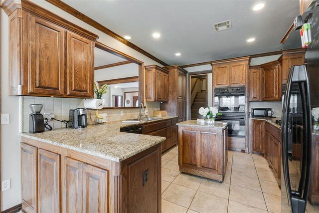 17016 Platinum Lane, Edmond, OK 73012