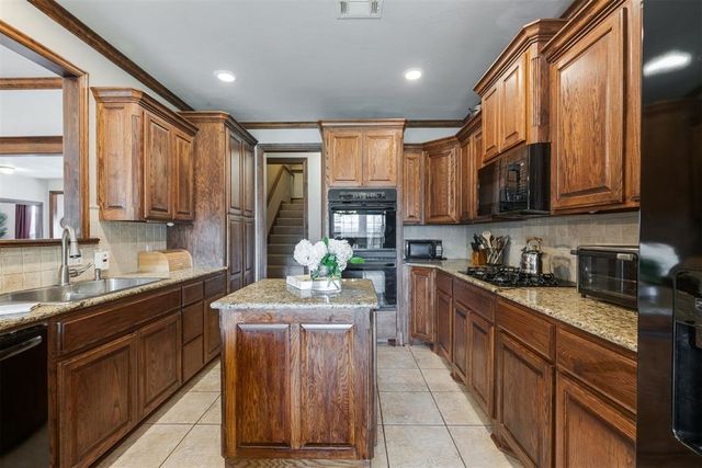 17016 Platinum Lane, Edmond, OK 73012