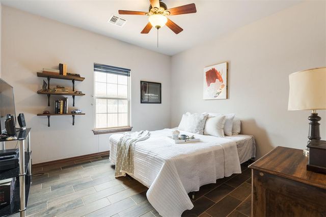 17016 Platinum Lane, Edmond, OK 73012