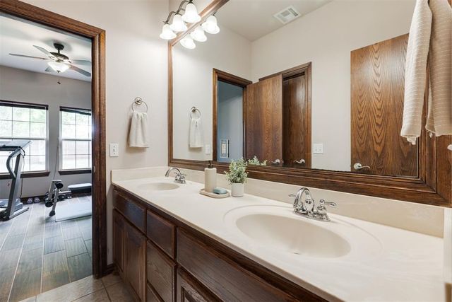 17016 Platinum Lane, Edmond, OK 73012
