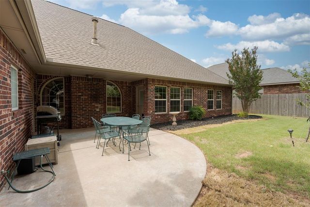 17016 Platinum Lane, Edmond, OK 73012