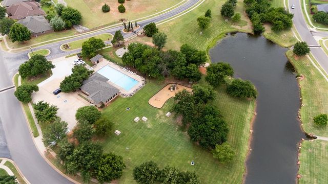 17016 Platinum Lane, Edmond, OK 73012