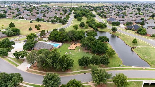 17016 Platinum Lane, Edmond, OK 73012