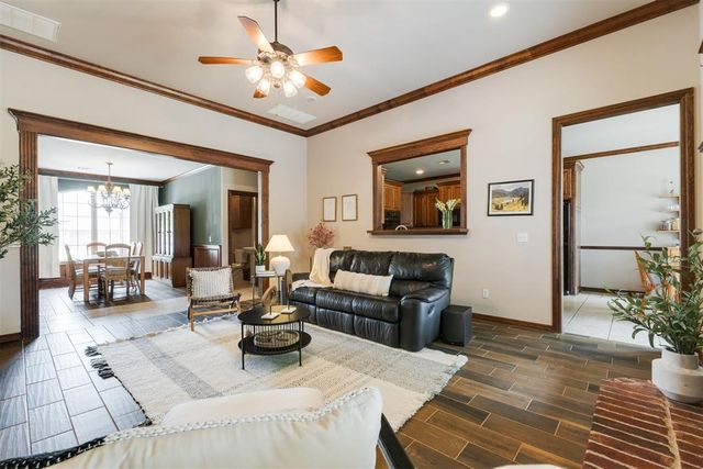 17016 Platinum Lane, Edmond, OK 73012