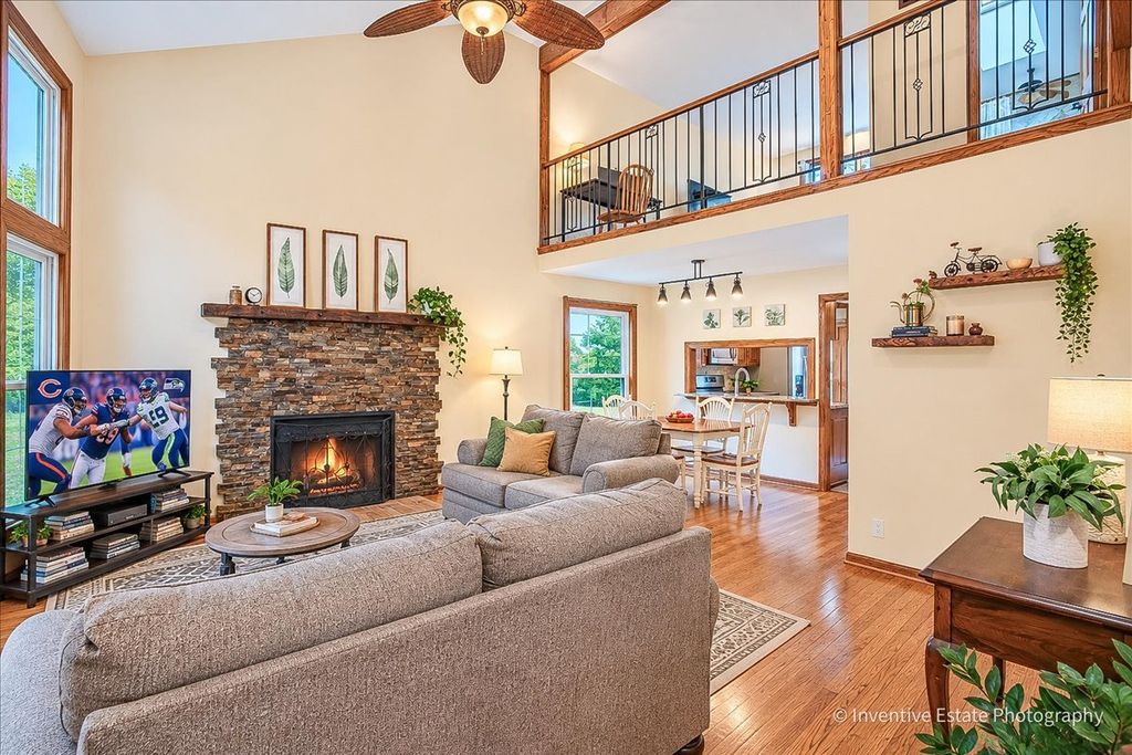 1307 Seabury Circle, Carol Stream, IL 60188 — photo 2