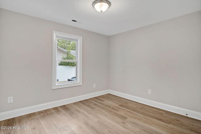 615 S Raleigh Street, Wallace, NC 28466