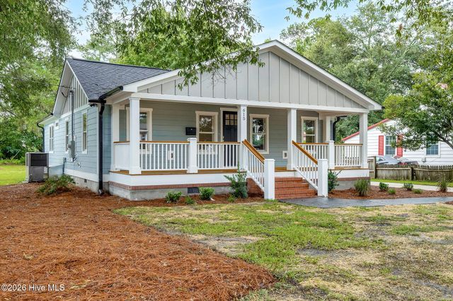 615 S Raleigh Street, Wallace, NC 28466