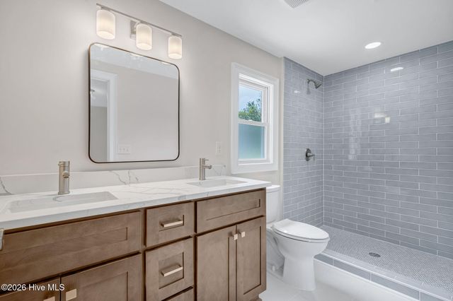 615 S Raleigh Street, Wallace, NC 28466