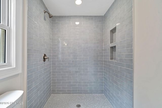 615 S Raleigh Street, Wallace, NC 28466