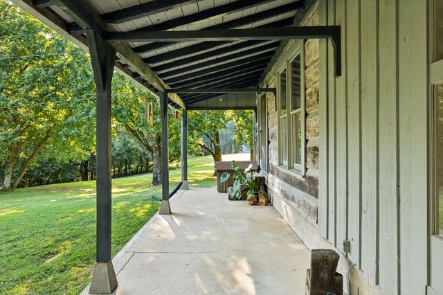 6633 Pinkston Rd, College Grove, TN 37046
