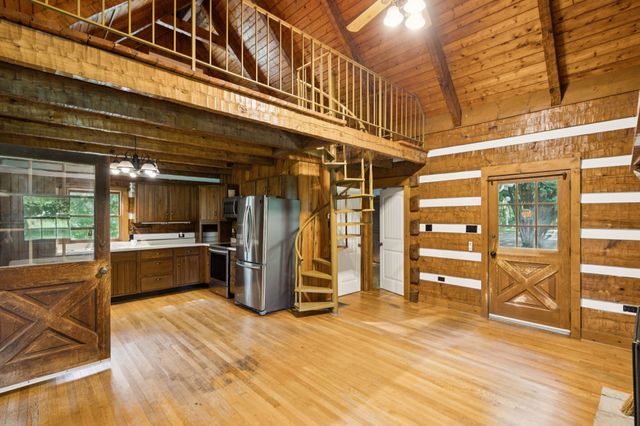 6633 Pinkston Rd, College Grove, TN 37046