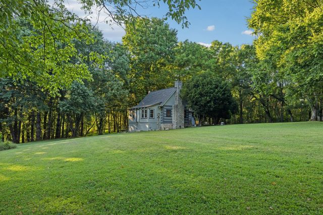 6633 Pinkston Rd, College Grove, TN 37046