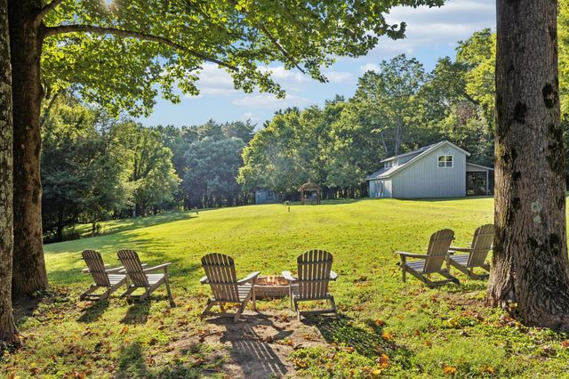 6633 Pinkston Rd, College Grove, TN 37046