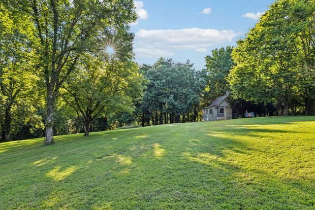 6633 Pinkston Rd, College Grove, TN 37046