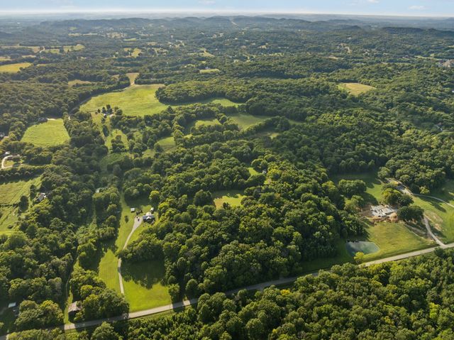 6633 Pinkston Rd, College Grove, TN 37046
