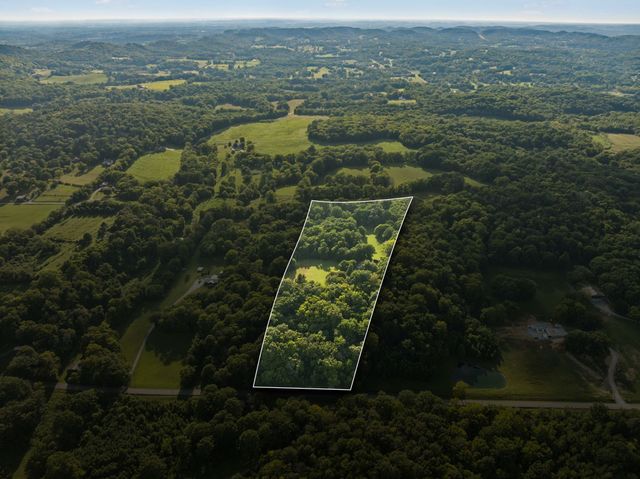 6633 Pinkston Rd, College Grove, TN 37046