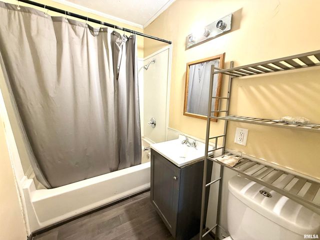 26 ORCHARD Drive, Herrin, IL 62948