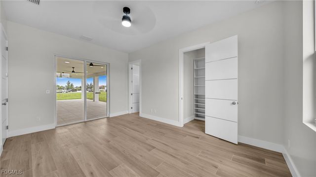 1726 SW 36th TER, Cape Coral, FL 33914