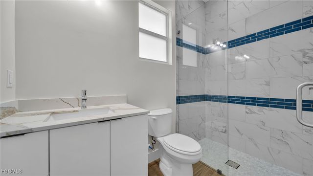 1726 SW 36th TER, Cape Coral, FL 33914