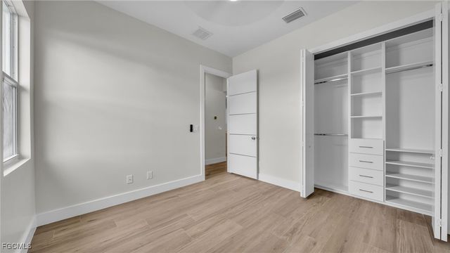 1726 SW 36th TER, Cape Coral, FL 33914