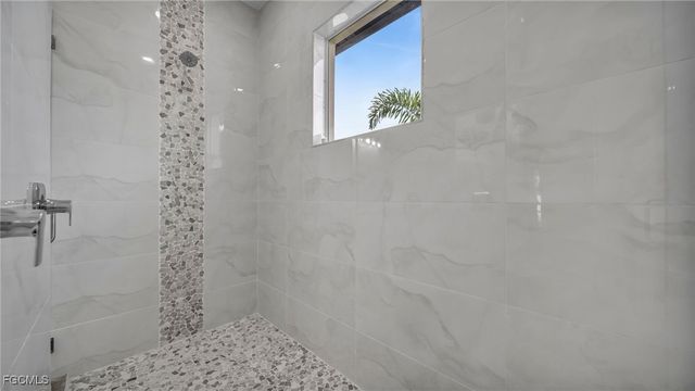 1726 SW 36th TER, Cape Coral, FL 33914