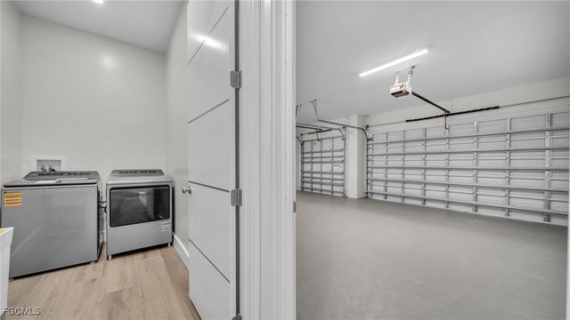 1726 SW 36th TER, Cape Coral, FL 33914