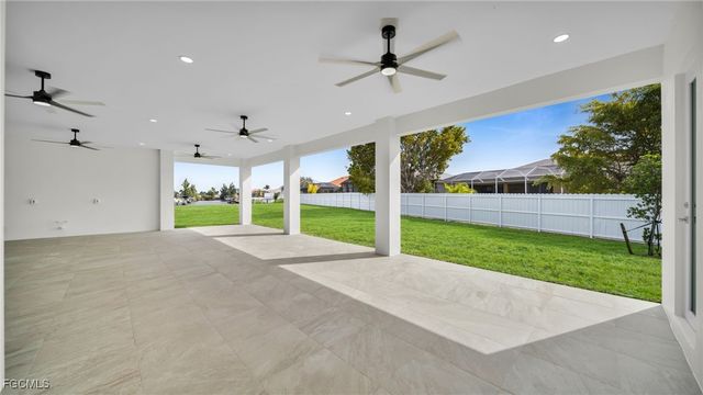 1726 SW 36th TER, Cape Coral, FL 33914