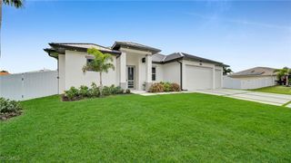 1726 SW 36th TER, Cape Coral, FL 33914