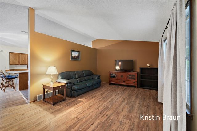 1851 N Sheridan Road, Muskegon, MI 49445