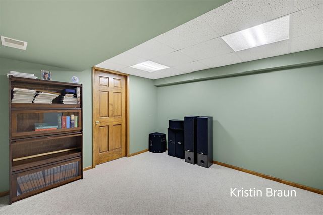 1851 N Sheridan Road, Muskegon, MI 49445
