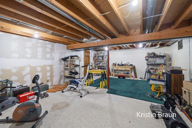 1851 N Sheridan Road, Muskegon, MI 49445