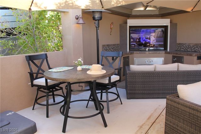 8175 Arville Street 212, Las Vegas, NV 89139