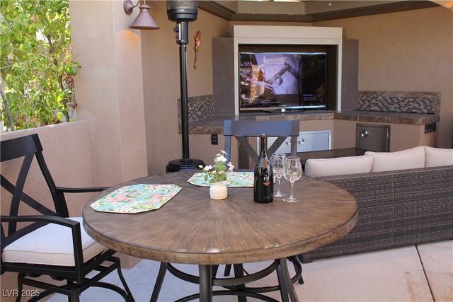 8175 Arville Street 212, Las Vegas, NV 89139