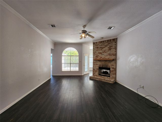 8032 Slide Rock Road, Fort Worth, TX 76137