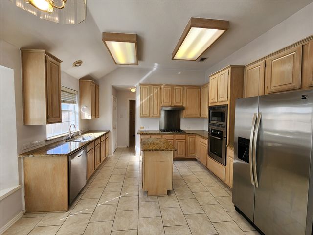 8032 Slide Rock Road, Fort Worth, TX 76137