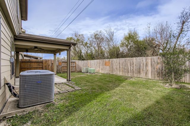 2738 Paddock Brook Lane, Houston, TX 77038