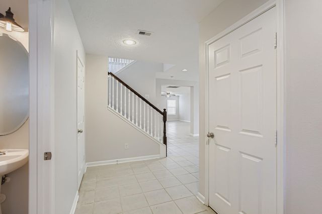 2738 Paddock Brook Lane, Houston, TX 77038