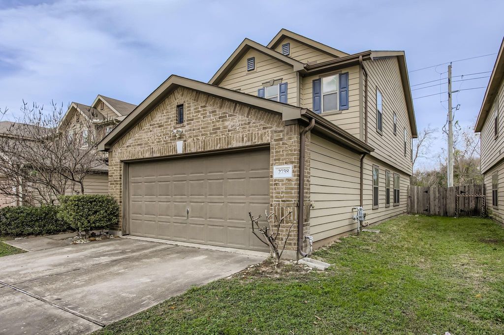 2738 Paddock Brook Lane, Houston, TX 77038