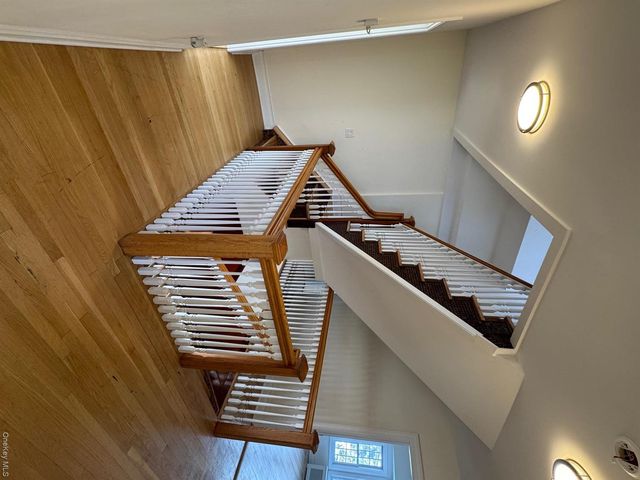 19 Lanark Road, Yonkers, NY 10705