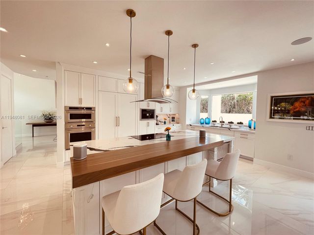 7233 SW 122nd Pl, Miami, FL 33183